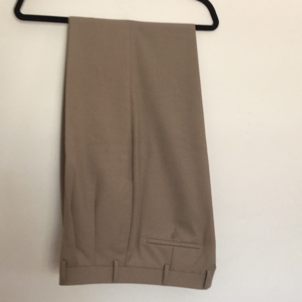 Man’s pants